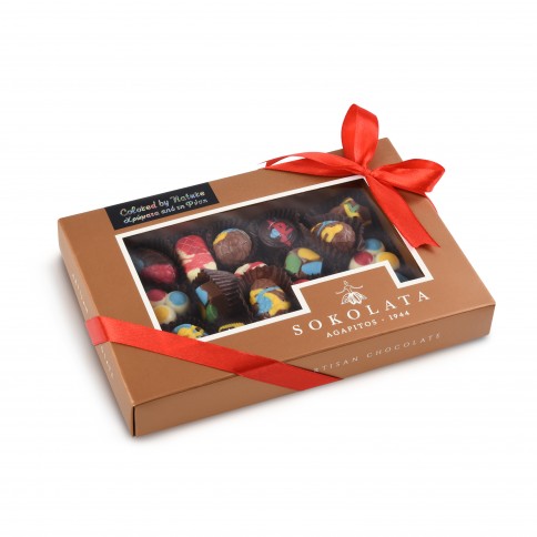 Assortiment de chocolats et pralinés de Pâques, Sokolata Agapitos, vu de face