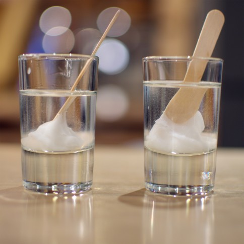 Ypovrychio - Mastiha de Chios en crème 300g servi dans les verres