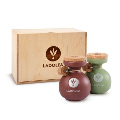 Coffret luxe en bois Ladolea - huile d'olive bio Koroneiki et vinaigre bio doux à la bergamote, vue de face du coffret