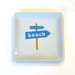 Assiette carrée en porcelaine 12 x 12 cm Beach A FUTURE PERFECT, vue de haut