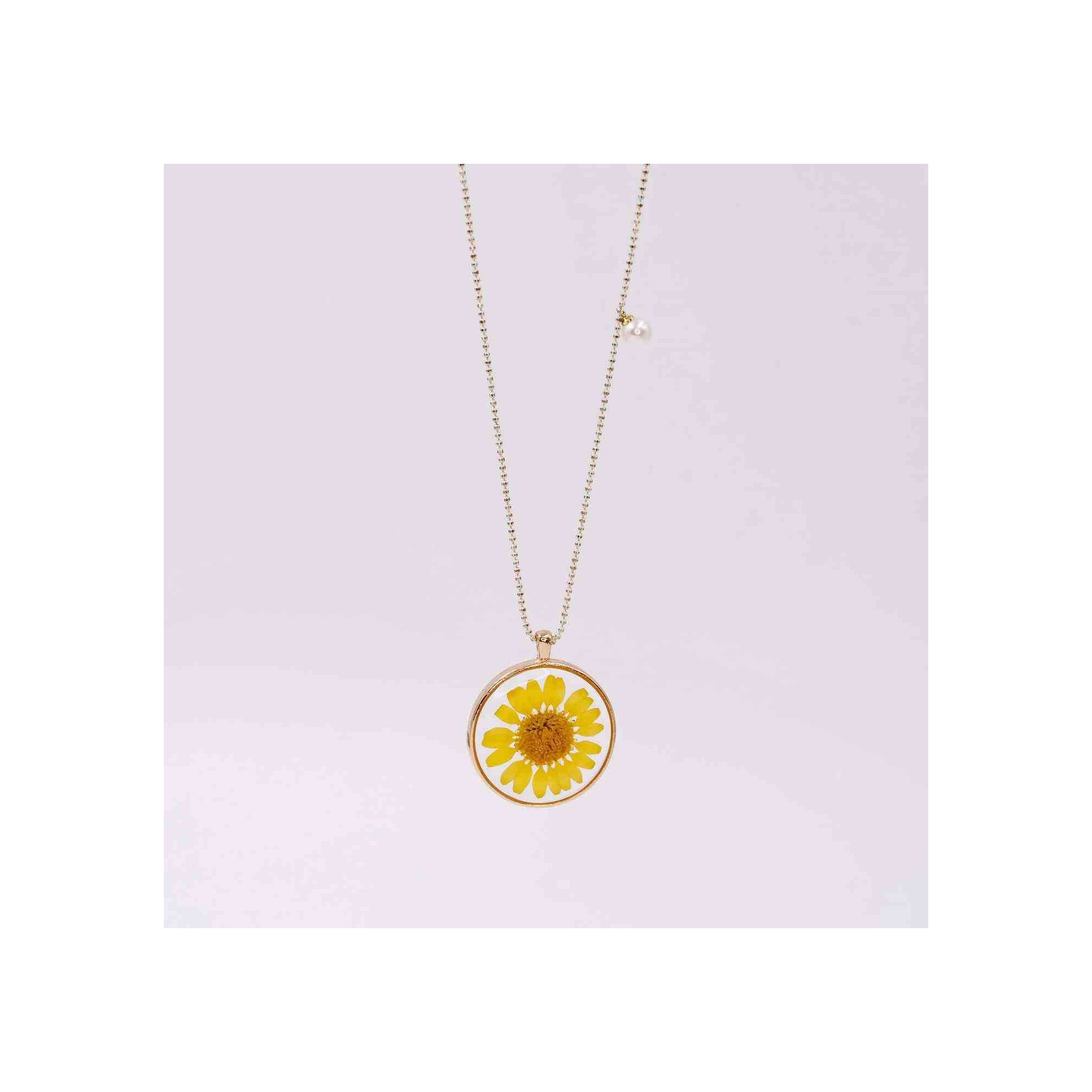 Collier Dried Blossom POUPADOU, vu d'angle