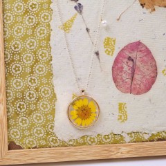 Dried Blossom necklace POUPADOU, decorated