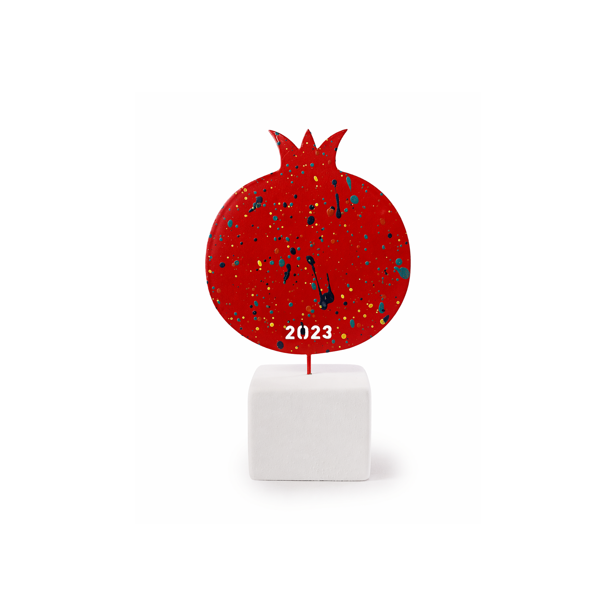 Sculpture décorative Grenade - 2023 rouge AFP, vu de face
