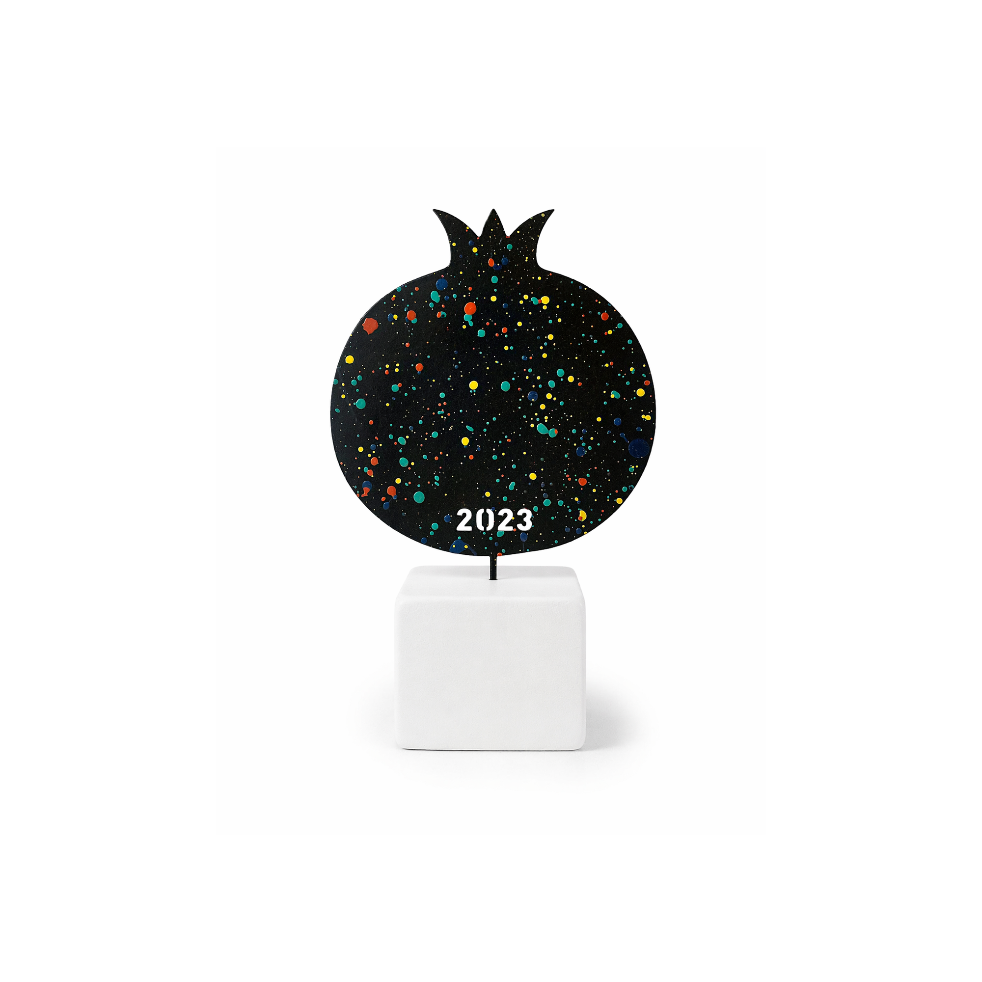 Charm 2023 - Decorative sculpture Pomegrenate black AFP, front view
