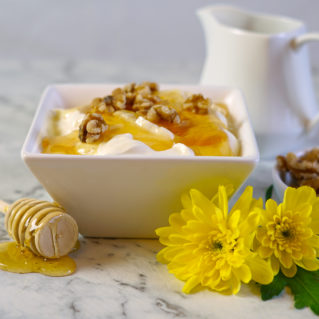 Greek yogurt with honey