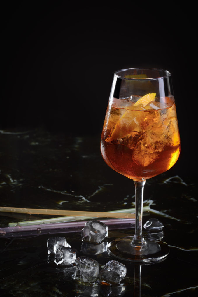 Un apéritif Spritz, fait avec de l'Otto's Athens Vermouth