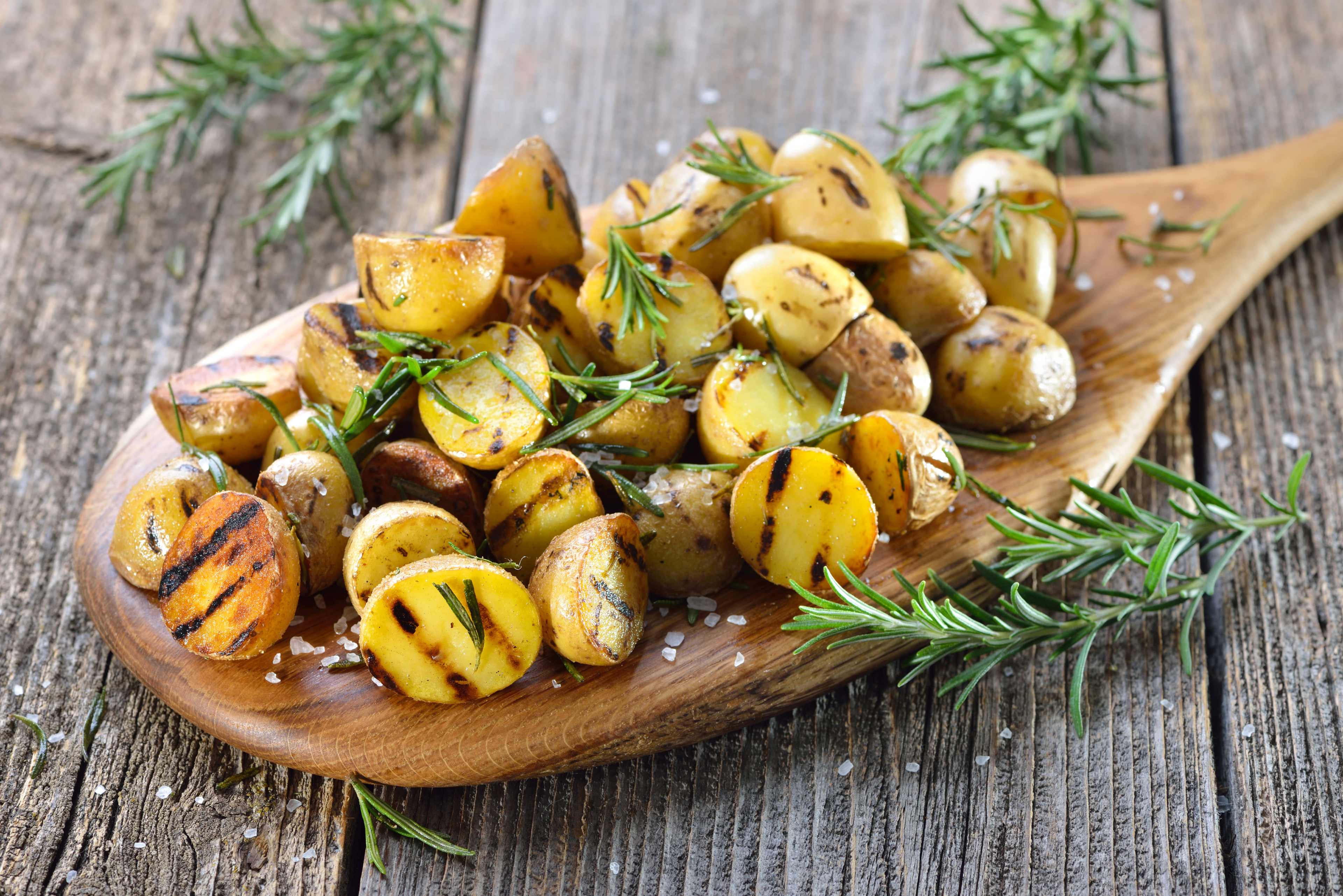 Pommes de terre croustillantes au thym et romarin - K pour Katrine